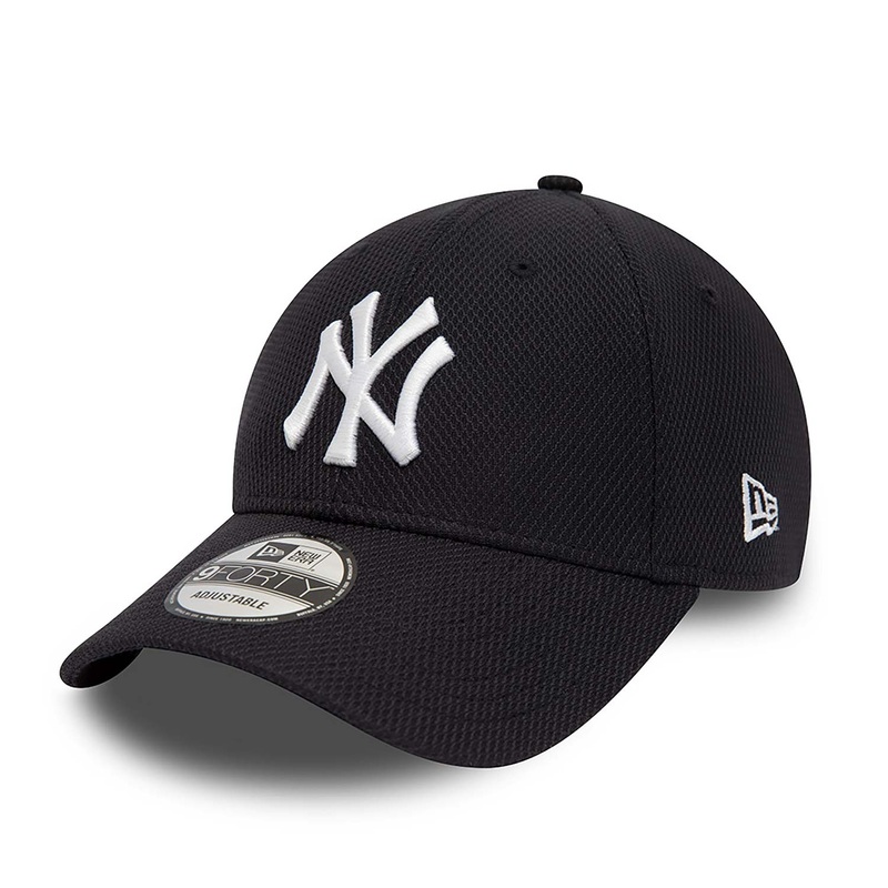 New York Yankees 9FORTY MLB Diamond Era Essential Navy Cap One Size