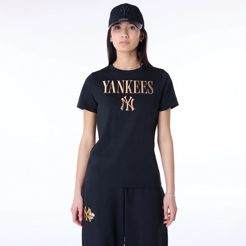 New York Yankees Womens MLB Black T-Shirt XS
