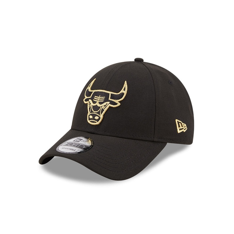 Chicago Bulls 9FORTY Black & Gold Cap One Size