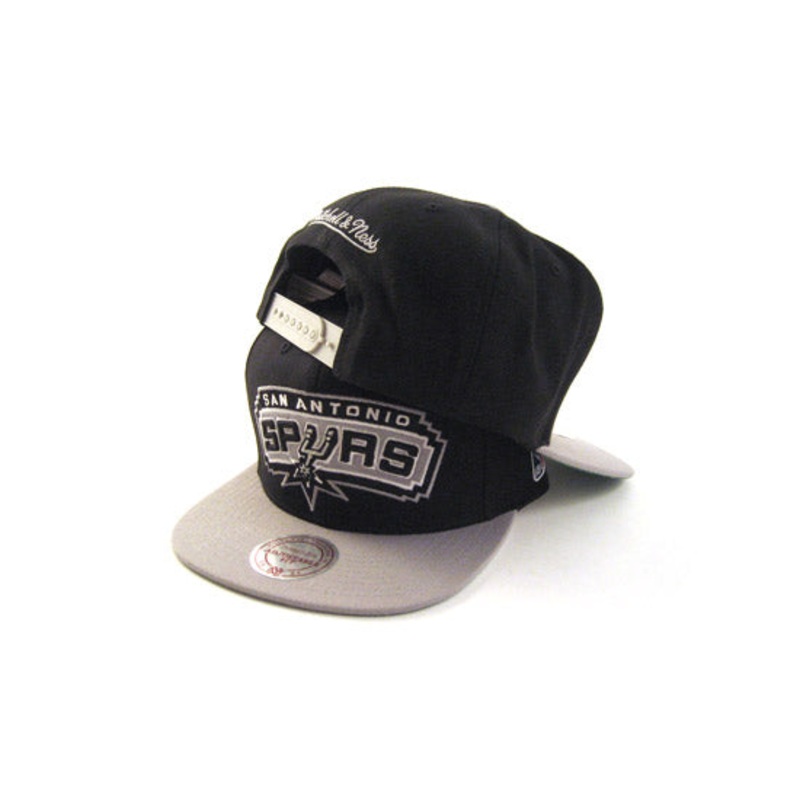 San Antonio Spurs Mitchell and Ness Snapback Hat (TEAM COLORS) One Size