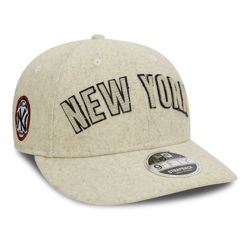 AC Milan x New York Yankees Wordmark Stone Low Profile 9FIFTY Strapback Adjustable Cap S-M