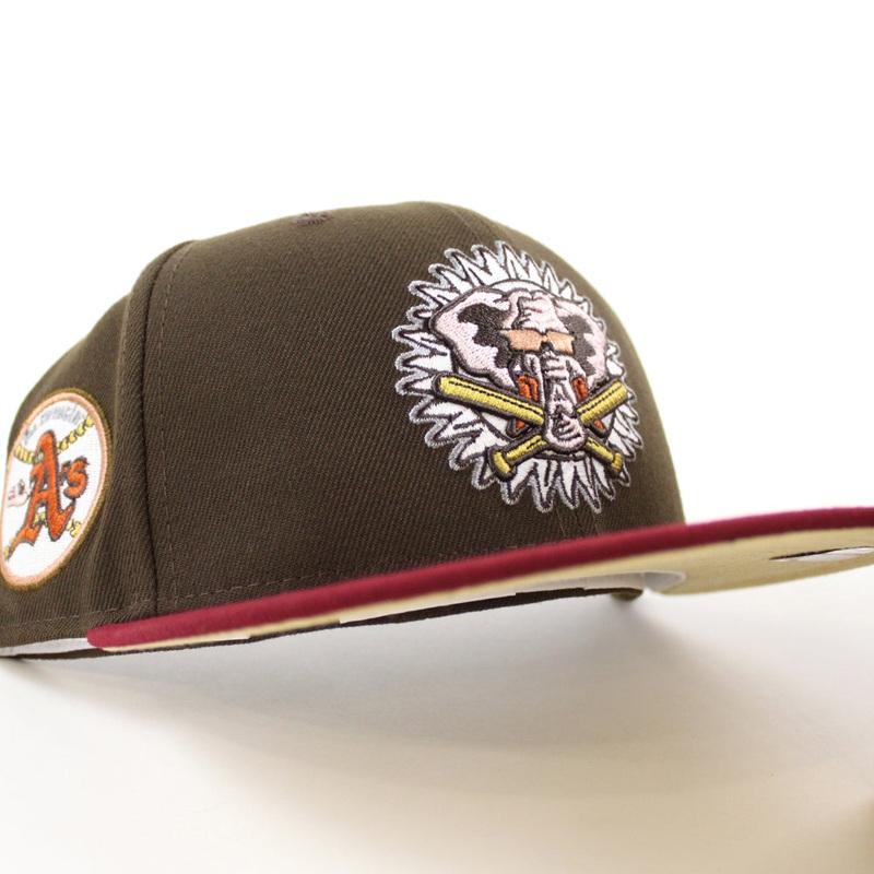 Oakland Athletics SWINGIN AS New Era 59Fifty Fitted Hat (Glow in the Dark Walnut Cardinal Vegas Gold Under Brim) 7