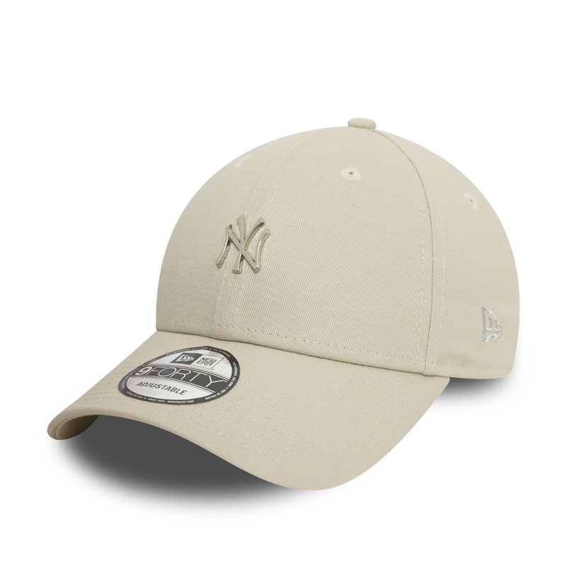 New York Yankees 9FORTY Metallic Pin Stone Cap One Size