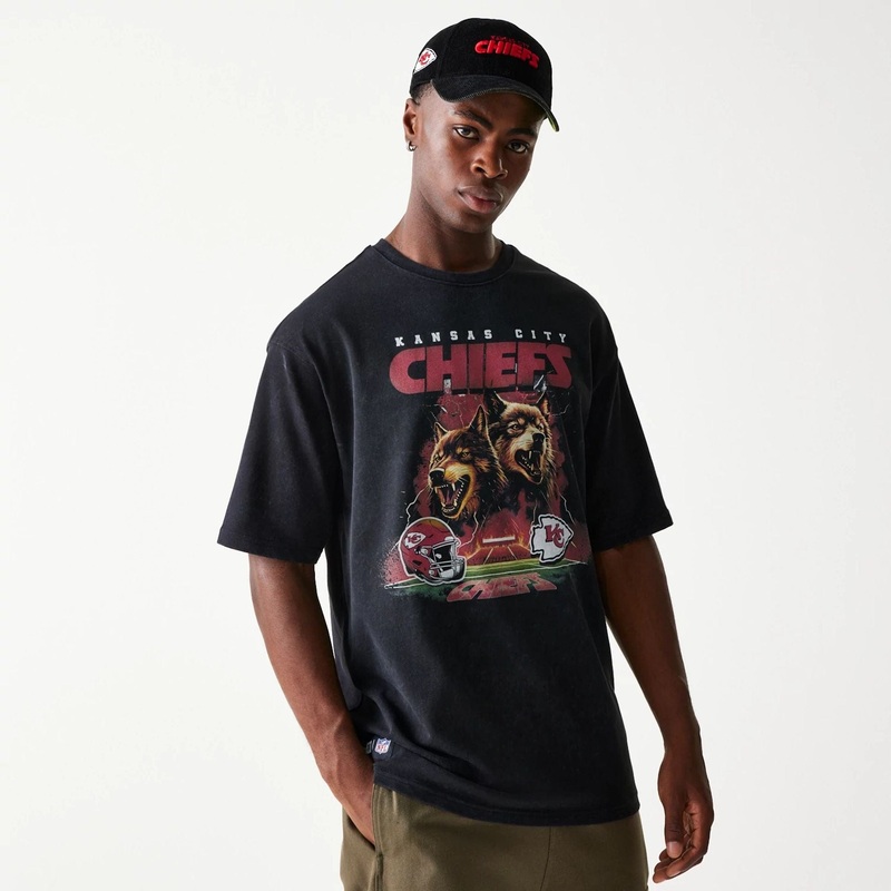Kansas City Chiefs NFL Games Premium Apparel Black Oversized T-Shirt XS