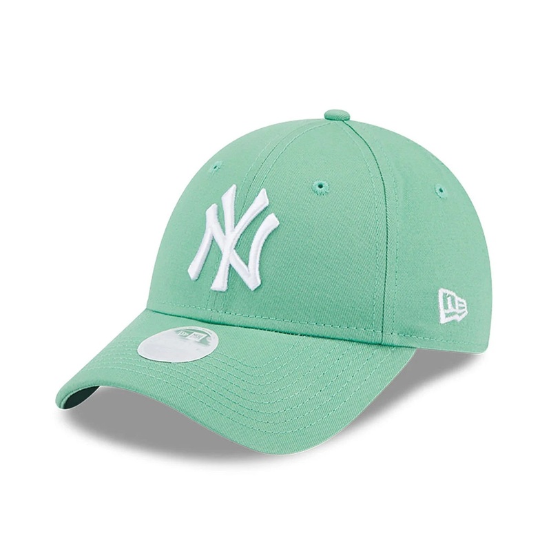 New York Yankees Womens 9FORTY League Essential Mint Cap One Size