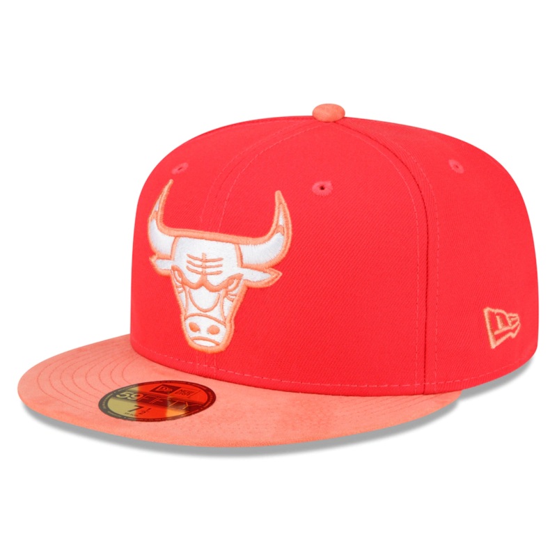New Era Chicago Bulls Red/Peach Tonal 2022 59FIFTY Fitted Hat