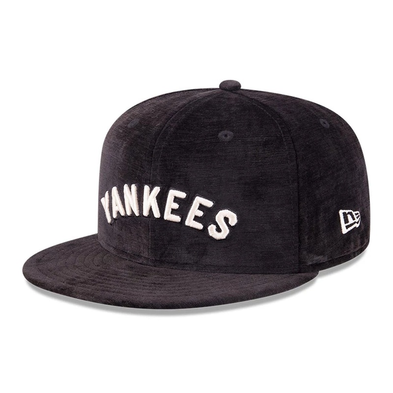 New York Yankees MLB 59FIFTY Day Black 59FIFTY Fitted Cap 6 7/8