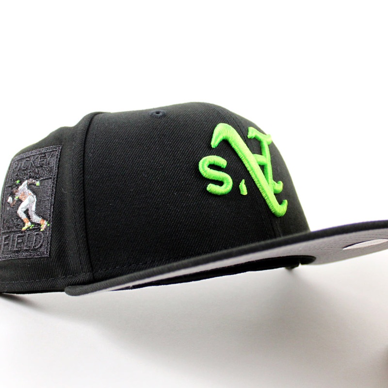 Oakland Athletics Ricky Henderson New Era 59Fifty Fitted Hat (Black Gray Under Brim) 7
