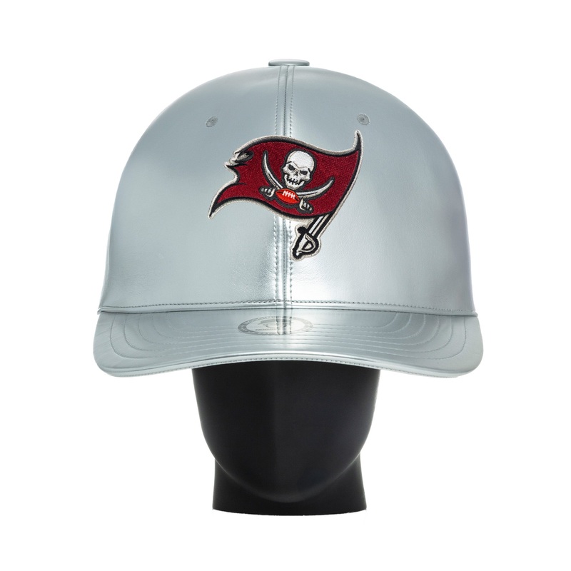 Tampa Bay Buccaneers “Chrome Dome” Noggins Black “Chrome Dome” (S/M)
