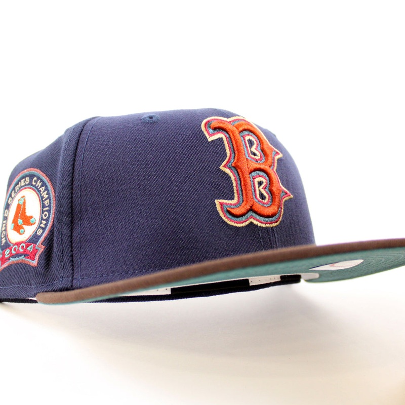 Boston Redsox WORLD SERIES CHAMPIONS 2004 New Era 59Fifty Fitted Hat (NAVY BURNT WOOD PINE NEEDLE GREEN Under Brim) 7