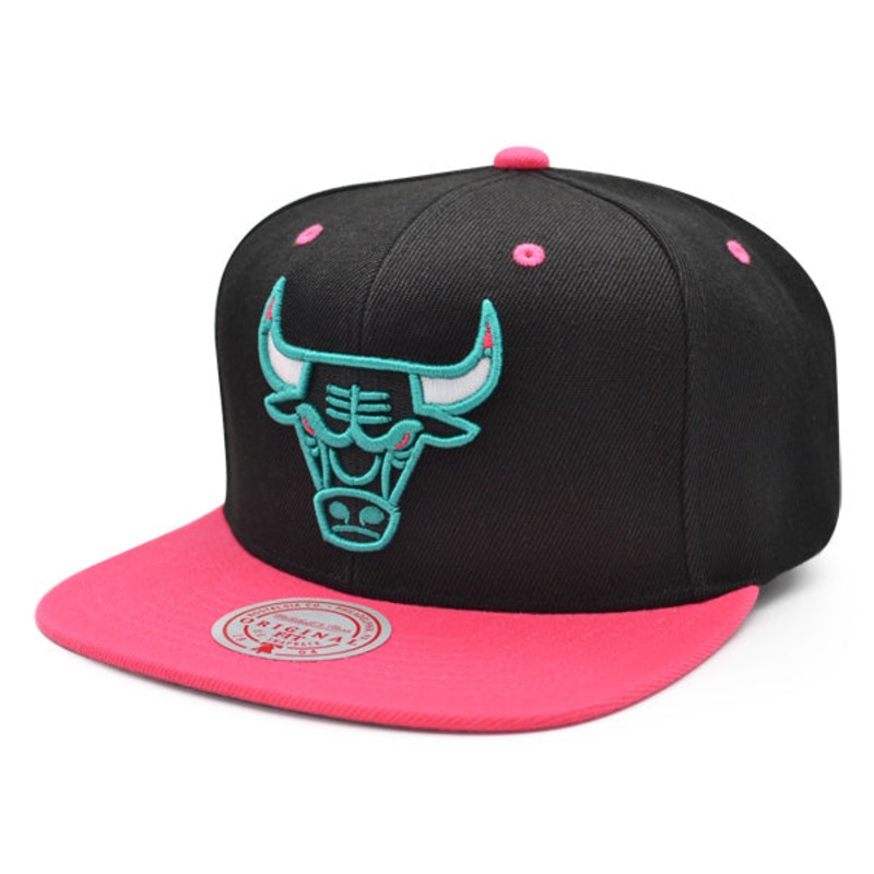 Chicago Bulls NBA Mitchell & Ness MIAMI VICE Snapback Hat – Black/Pink