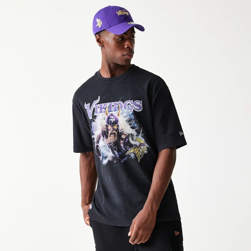 Minnesota Vikings NFL Games Premium Apparel Black Oversized T-Shirt XS