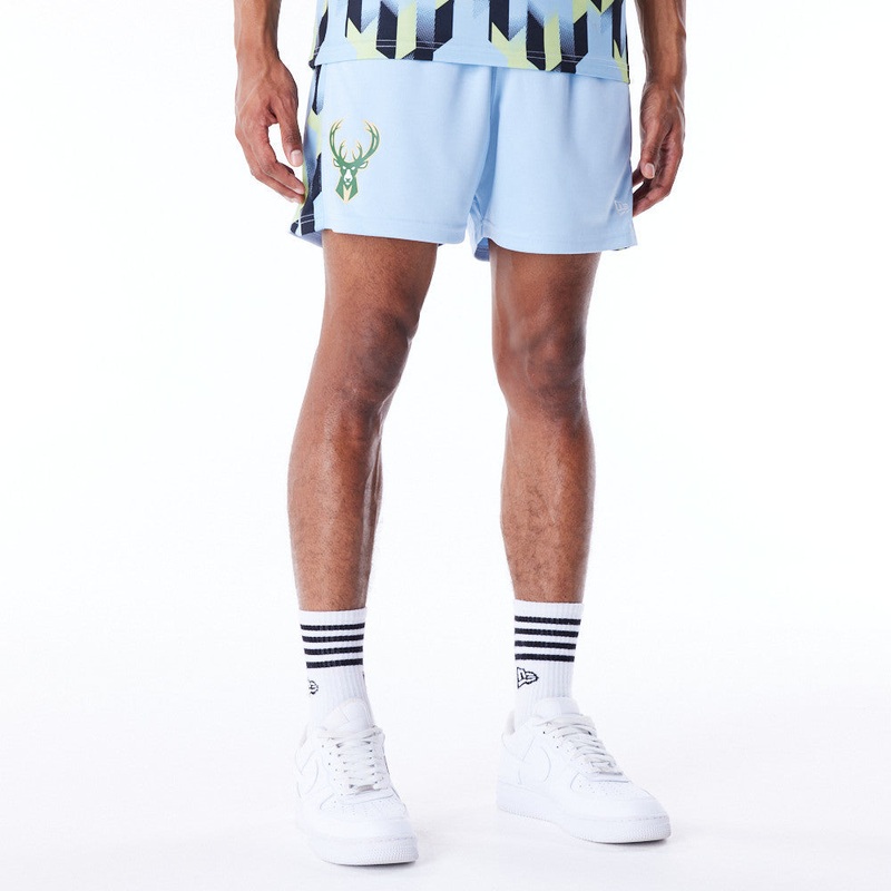 Milwaukee Bucks NBA Soccer Blue Shorts S