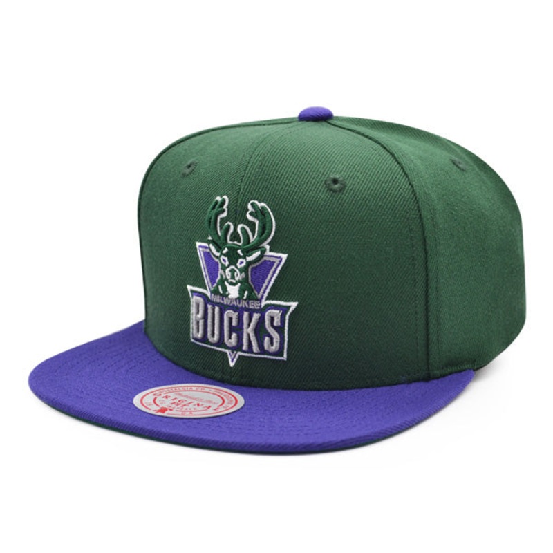 Milwaukee Bucks NBA Mitchell & Ness CLASSIC 2TONE Snapback Hat – Green/Purple