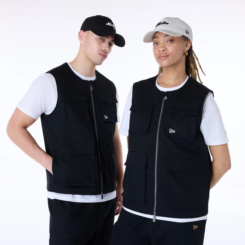 New Era Essential Black Utility Vest XS