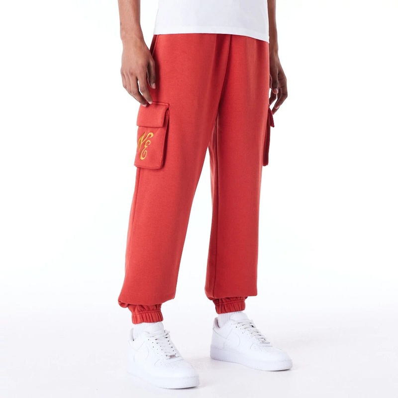 New Era Script Red Fleece Cargo Joggers XS