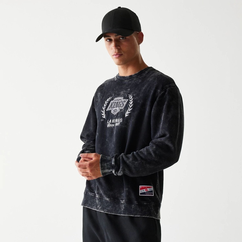 LA Kings NHL Throwback Black Crew Neck Sweater S