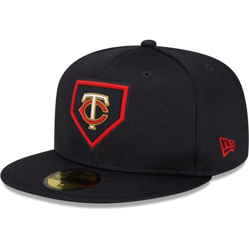New Era Minnesota Twins Navy 2022 Clubhouse 59FIFTY Fitted Hat