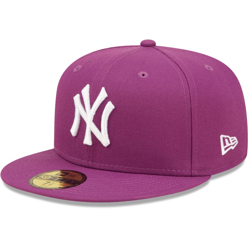 New Era New York Yankees Grape Logo 59FIFTY Fitted Hat