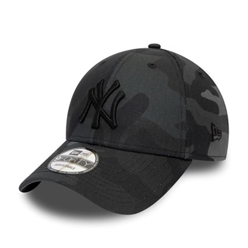 New York Yankees 9FORTY League Essential Camo/Black Cap One Size