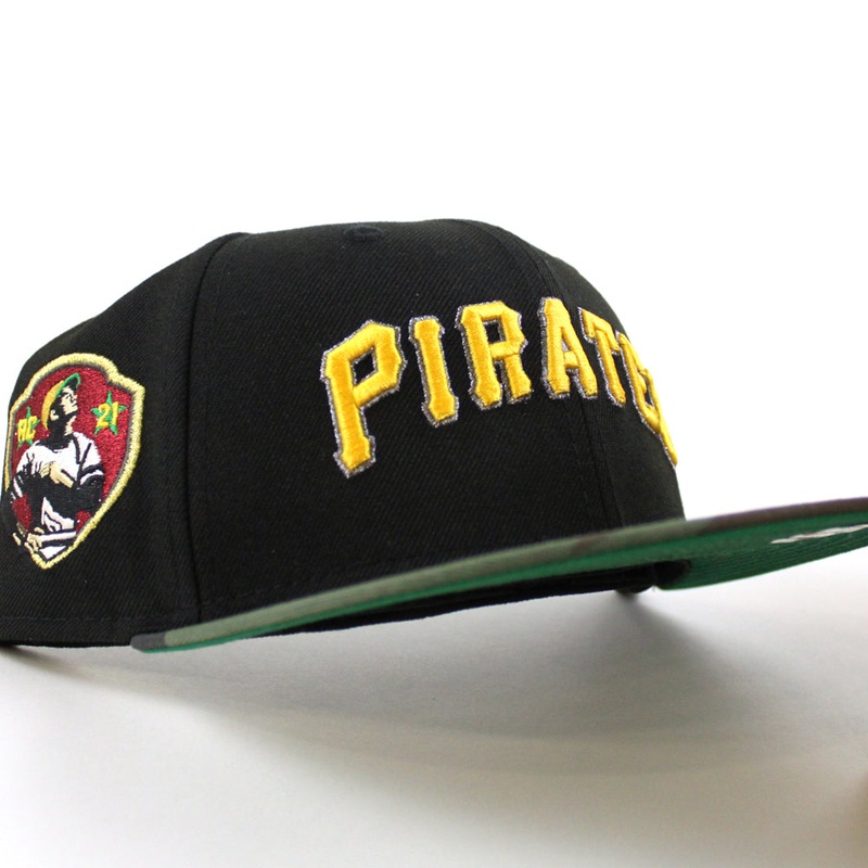 Pittsburgh Pirates Roberto Calmente  59Fifty New Era Fitted Hats (Black WoodLand Camo Green Brim) 7