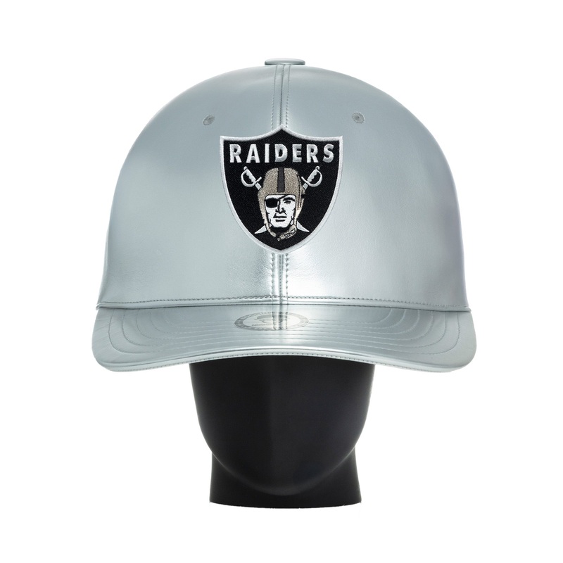 Las Vegas Raiders “Chrome Dome” Noggins Black “Chrome Dome” (S/M)
