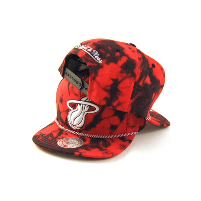 Miami Heat Mitchell and Ness Snapback Hat (RED BLACK) One Size