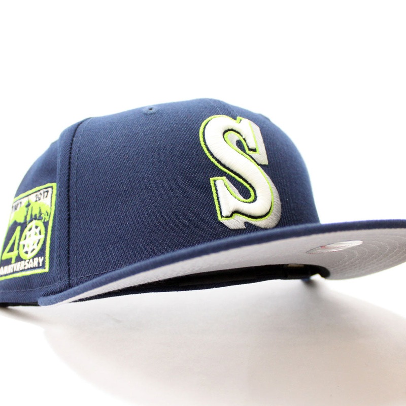 Seattle Mariners 25TH Anniversary New Era 59Fifty Fitted Hat (Glow In The Dark Oceanside Blue Grey Under Brim) 7