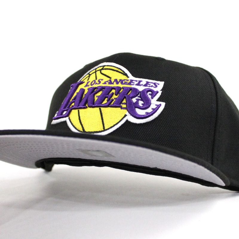 Los Angeles Lakers New Era 59Fifty Fitted Hat (Black Gray Under Brim) 7