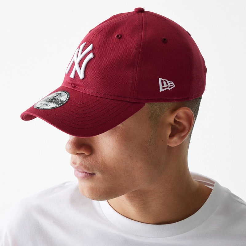 New York Yankees League Essential Dark Red 9TWENTY Adjustable Cap OSFM