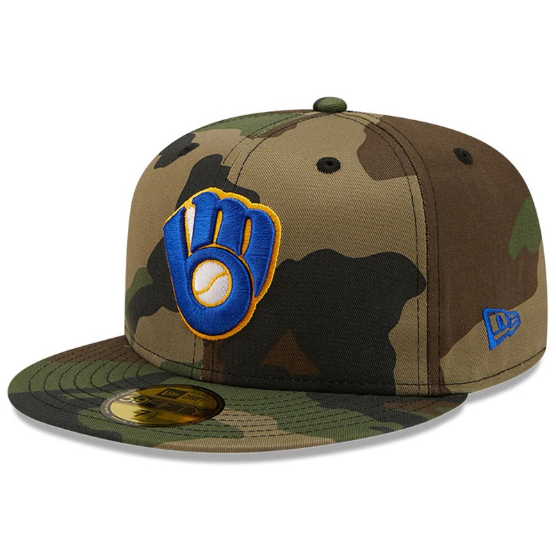 New Era Camo Milwaukee Brewers 50th Anniversary Patch Woodland Undervisor 59FIFTY Fitted Hat