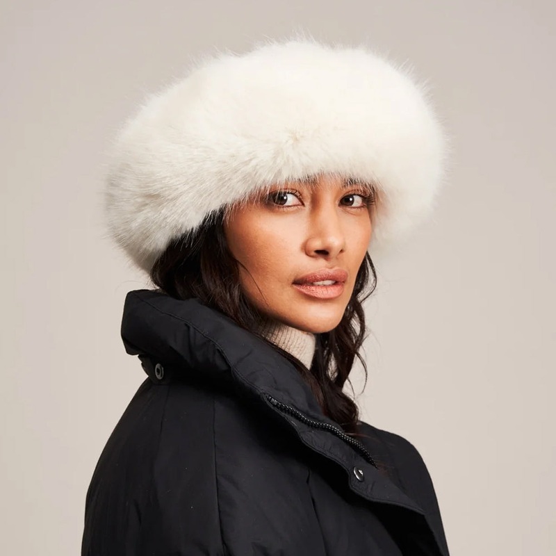 Helen Moore Faux Fur Winter Hat – Ivory 1-Size