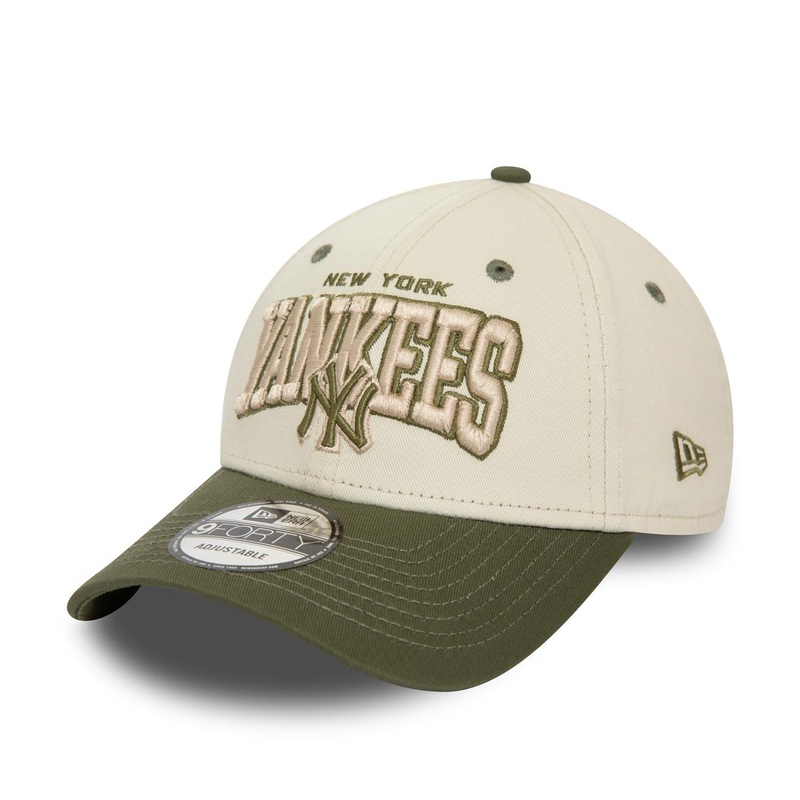 New York Yankees 9FORTY Crown Ivory Cap One Size