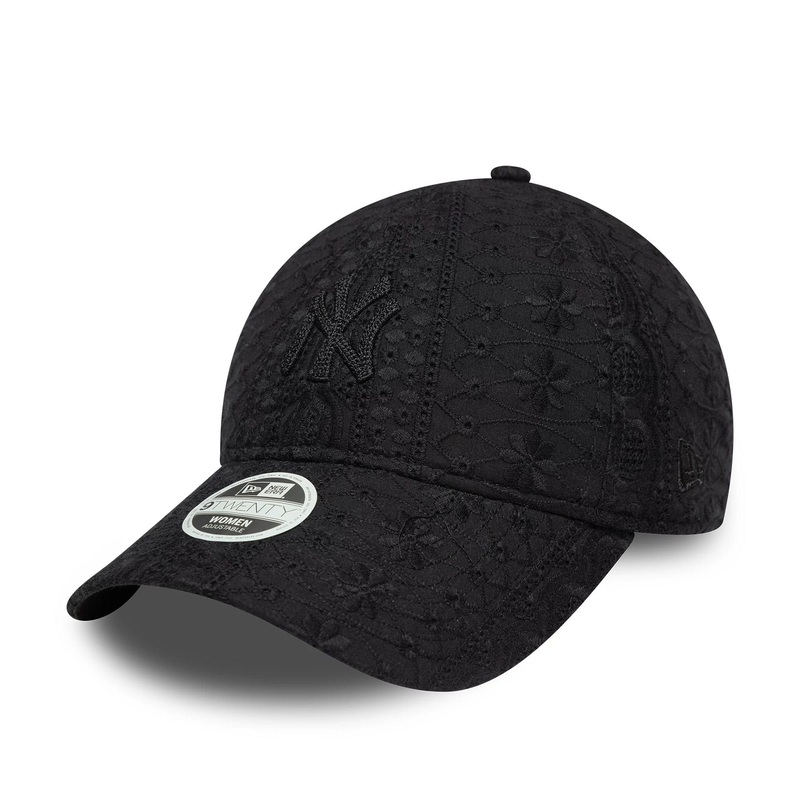 New York Yankees Womens MLB Broderie Black 9TWENTY Adjustable Cap OSFM