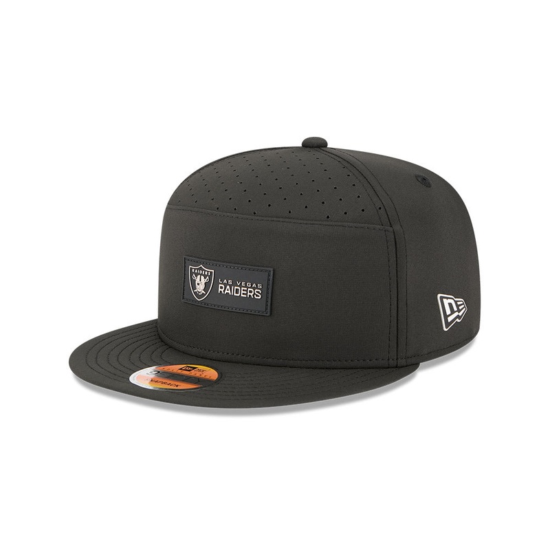 Las Vegas Raiders New Era 2025 Sideline Split Panel 9FIFTY Snapback Hat – Black