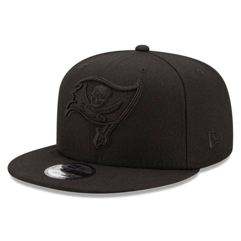 Tampa Bay Buccaneers New Era BLACK OUT 9Fifty Snapback NFL Hat – Black