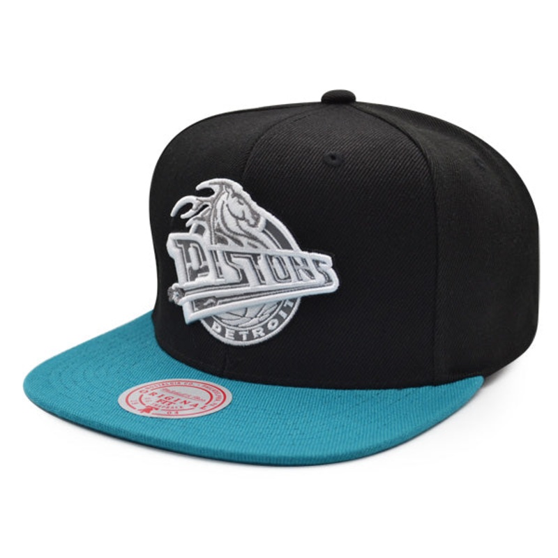 Detroit Pistons Mitchell & Ness NBA REFLECTIVE TIME Snapback Hat – Black/Teal