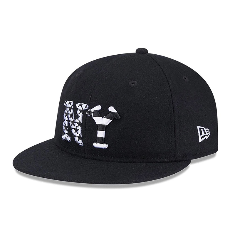 New York Black Yankees Enclosed Flag Black Retro Crown 59FIFTY Fitted Cap 6 7/8