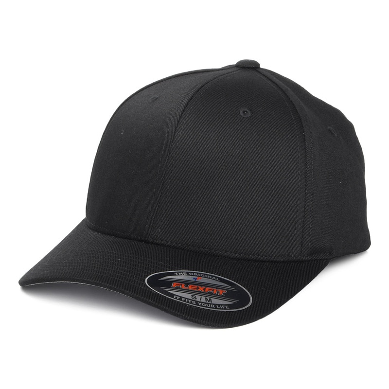 FlexFit Combed Baseball Cap – Black Small/Medium