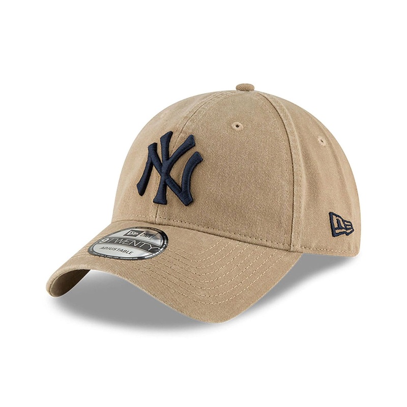 New York Yankees MLB Core Classic Beige 9TWENTY Adjustable Cap OSFM