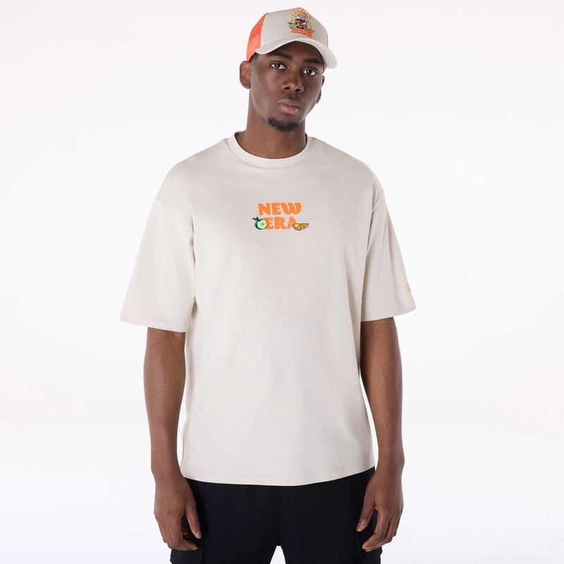 New Era Drink Graphic Cream Oversized T-Shirt XS