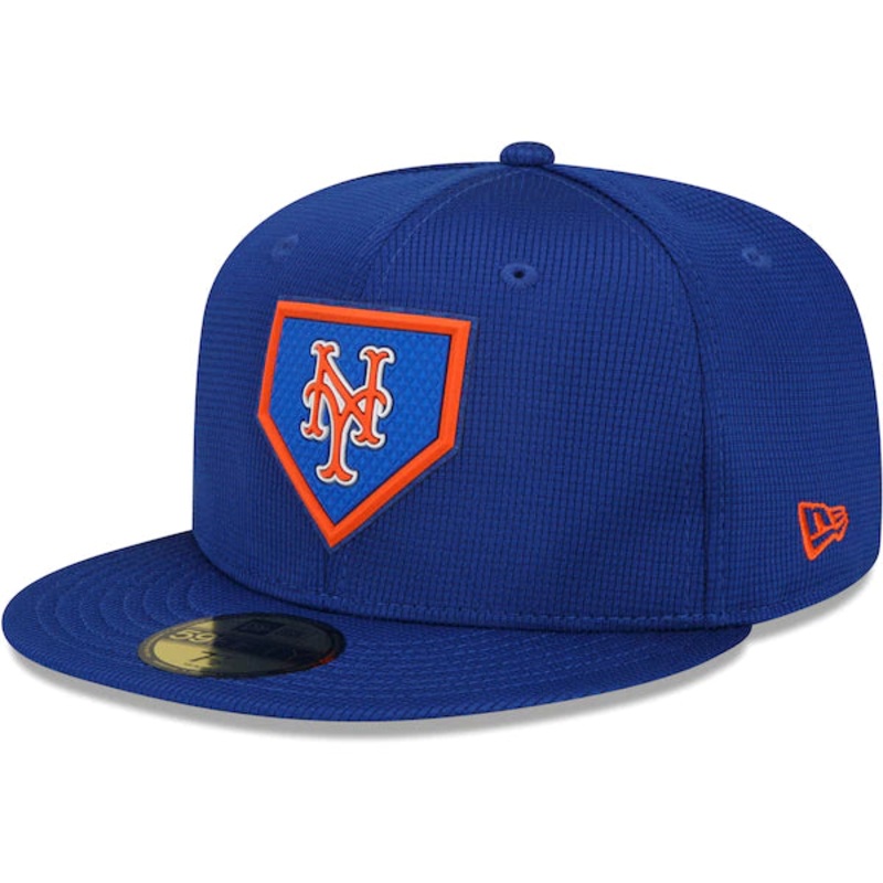 New Era New York Mets Royal 2022 Clubhouse 59FIFTY Fitted Hat