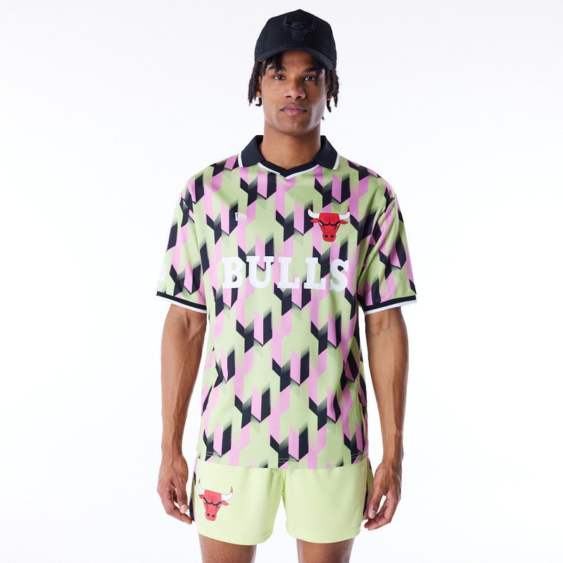 Chicago Bulls NBA Soccer Pink/Green Tee S