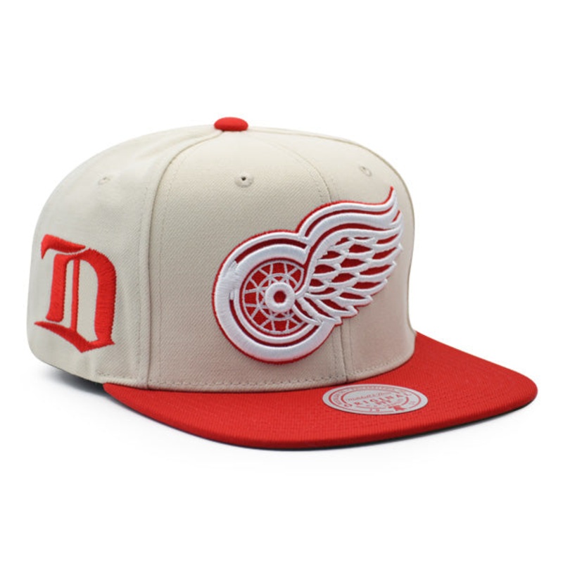 Detroit Red Wings Mitchell & Ness NHL CHROME TIME Snapback Adjustable Hat – Chrome/Red