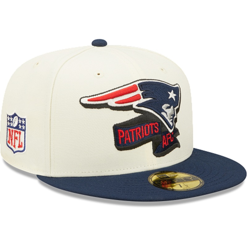 New Era New England Patriots 2022 Sideline 59FIFTY Fitted Hat