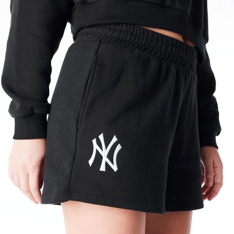 New York Yankees Womens MLB League Essential Black Shorts XS
