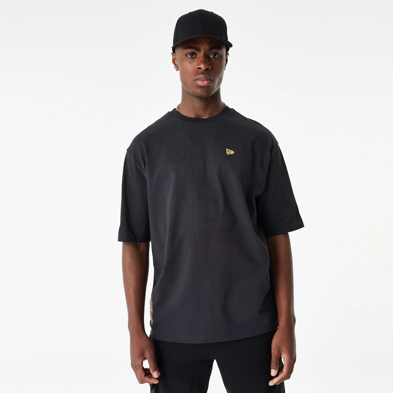 New Era Lifestyle 59FIFTY Black Oversized T-Shirt XS