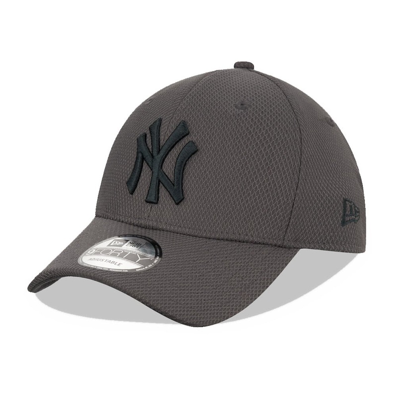 New York Yankees 9FORTY Diamond Era Essential Graphite Cap One Size