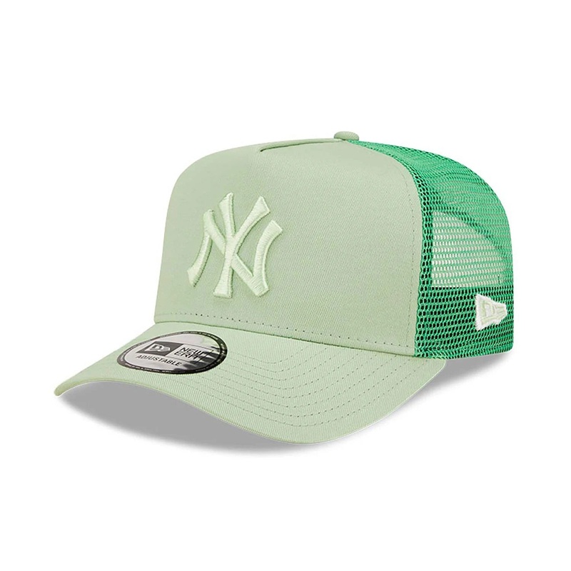 New York Yankees TRUCKER Tonal Mesh Green Cap One Size