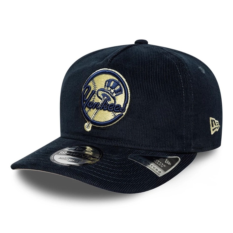 New York Yankees MLB Nostalgic Navy 19TWENTY Adjustable Cap OSFM